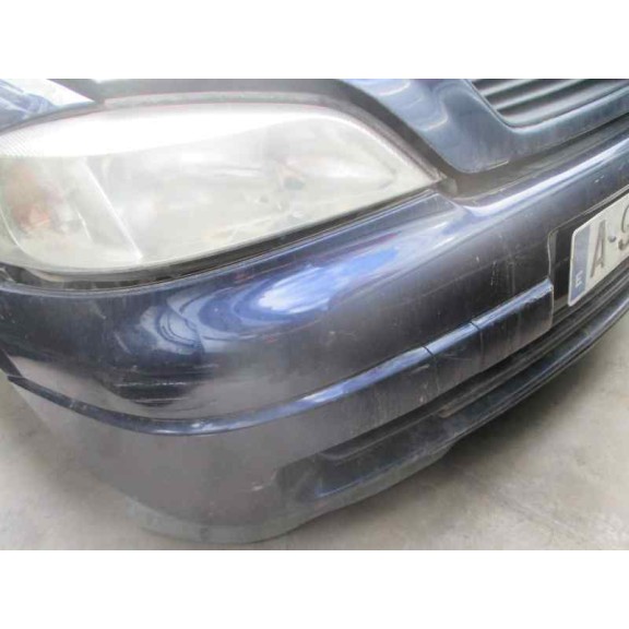 opel astra g berlina del año 2000