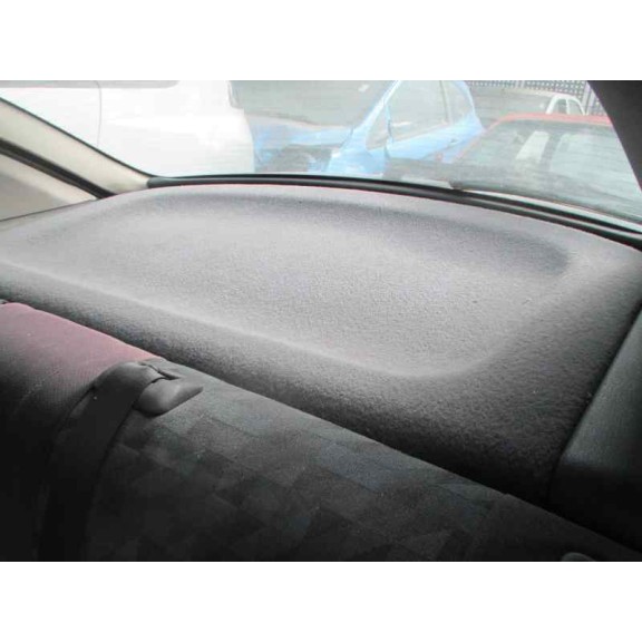 opel astra g berlina del año 2000