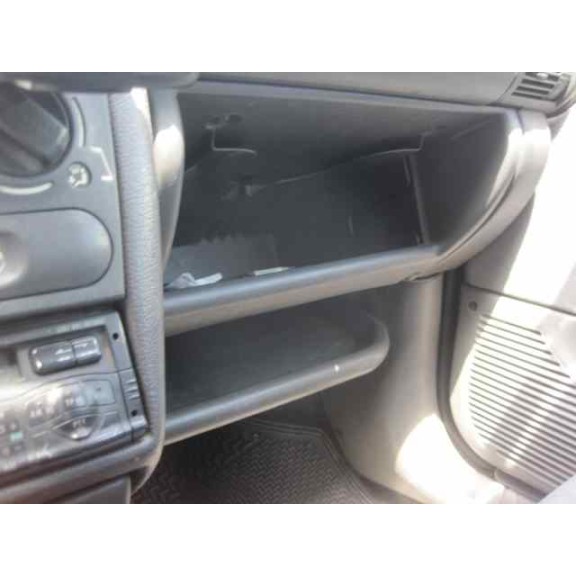 opel corsa b del año 1996