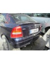 opel astra g berlina del año 2000
