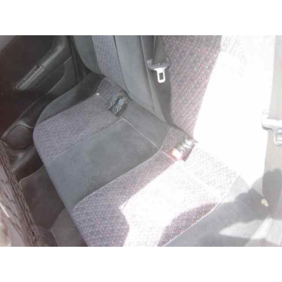 opel astra g berlina del año 2001