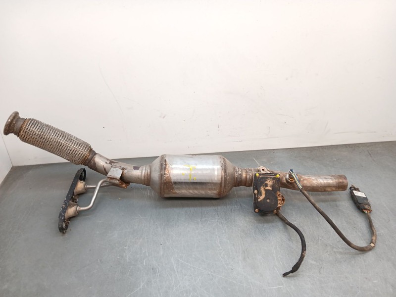 Recambio de catalizador para seat arona (kj7, kjp) 1.6 tdi referencia OEM IAM 2Q0131701R 3Q0230BBDT7 