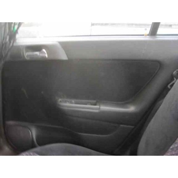 opel astra g berlina del año 2001