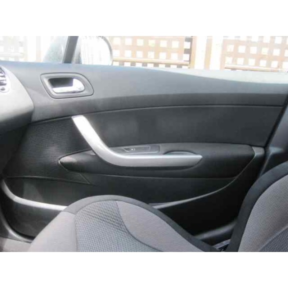 peugeot 308 del año 2012