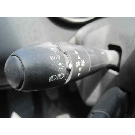 peugeot 308 del año 2012