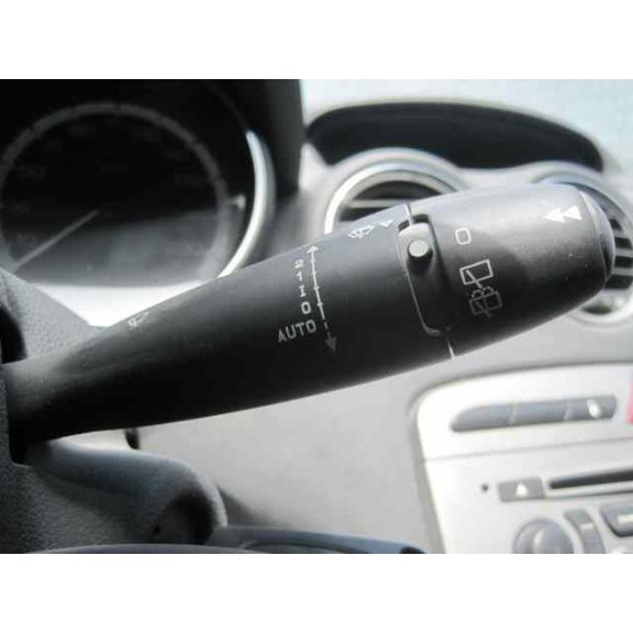 peugeot 308 del año 2012