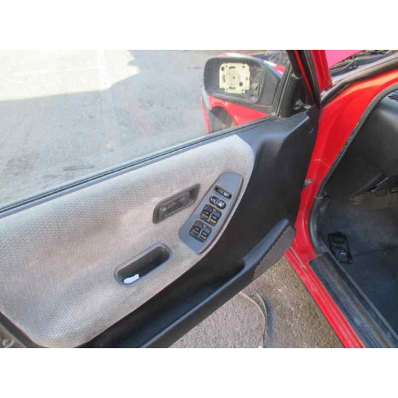 nissan sunny berlina (n14) del año 1995