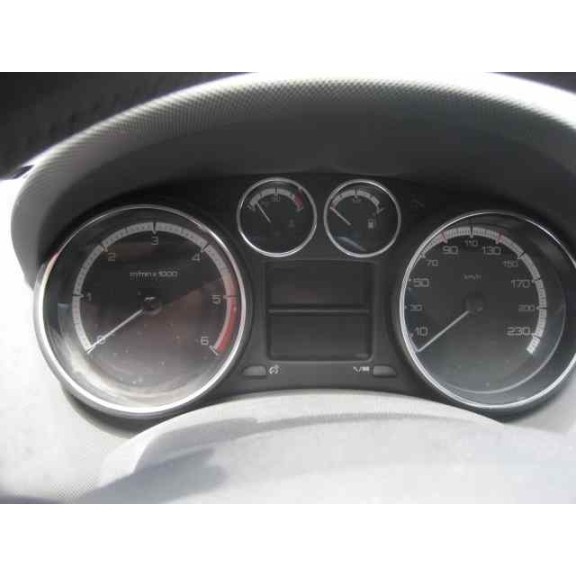 peugeot 308 del año 2012