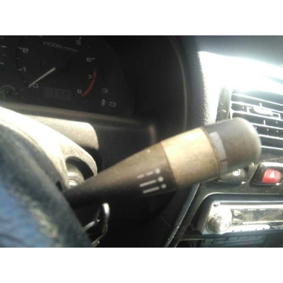 nissan primera berl./familiar (p10/w10) del año 1992