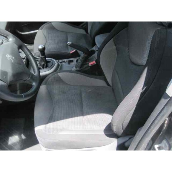 peugeot 308 del año 2012