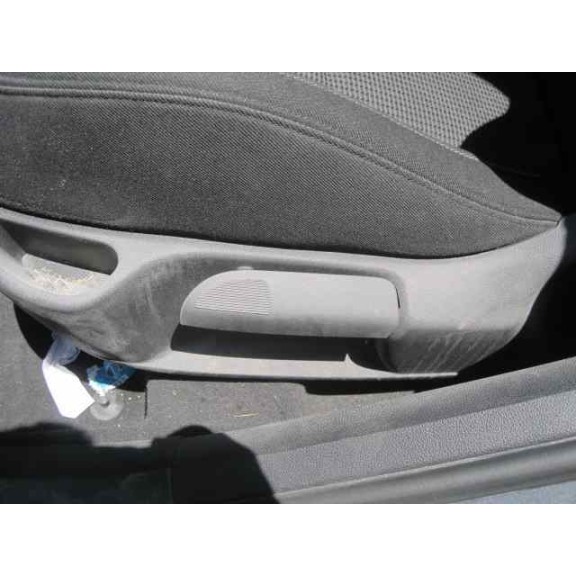 peugeot 308 del año 2012