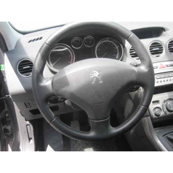 peugeot 308 del año 2012