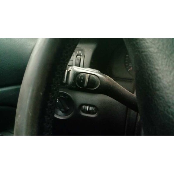 volkswagen passat berlina (3b2) del año 2000