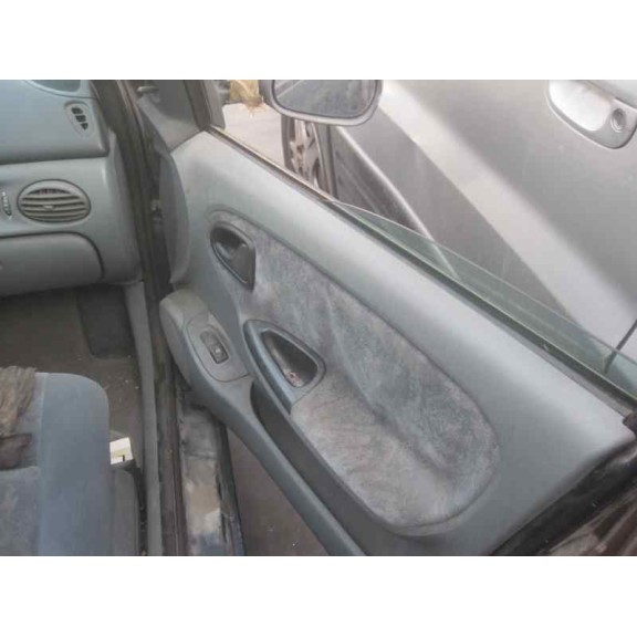 renault megane i classic (la0) del año 1997