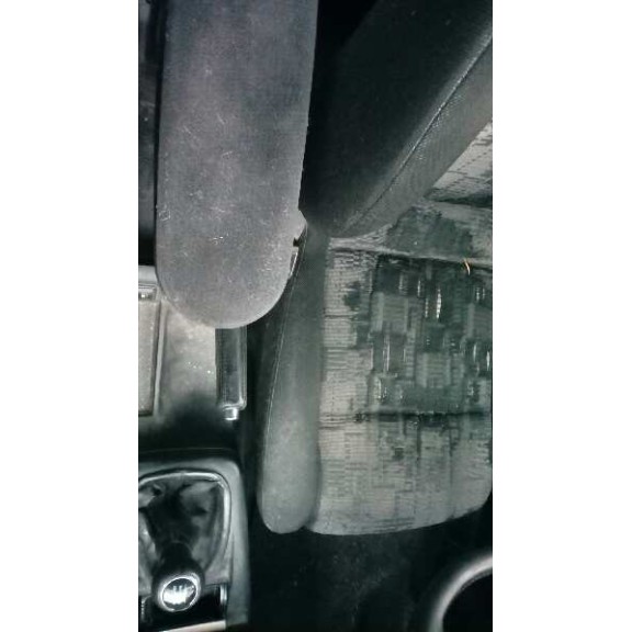 volkswagen passat berlina (3b2) del año 2000