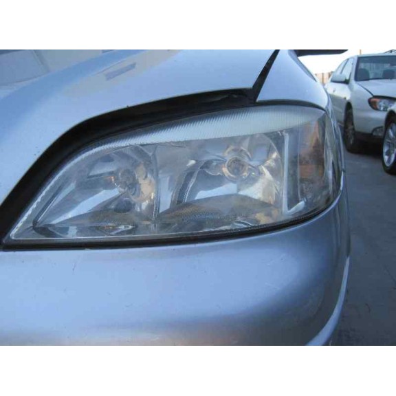 opel astra g berlina del año 2001