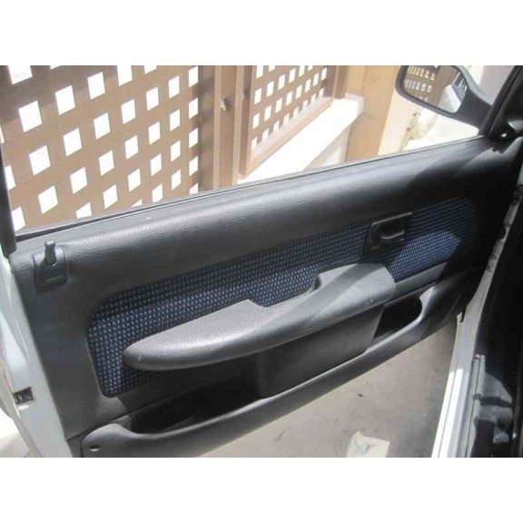 peugeot 106 (s2) del año 2001