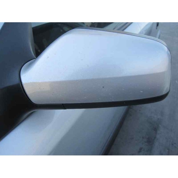 opel astra g berlina del año 2001