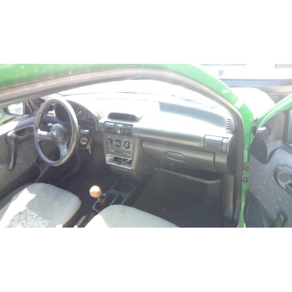 opel corsa b del año 1998