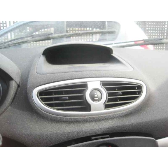 renault clio iii del año 2006