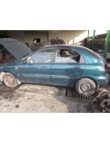 daewoo lanos del año 2000