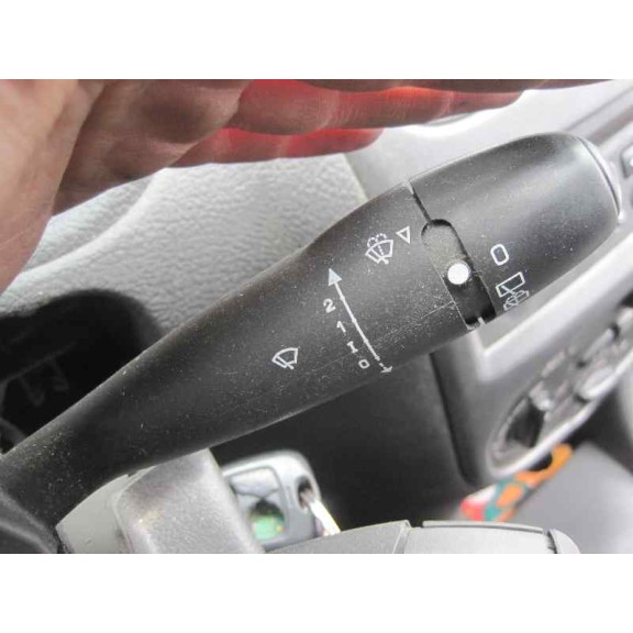 peugeot 206 berlina del año 2004