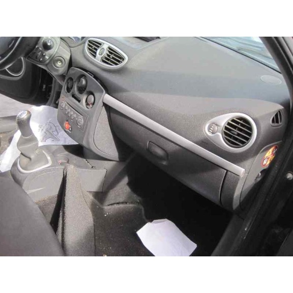 renault clio iii del año 2006