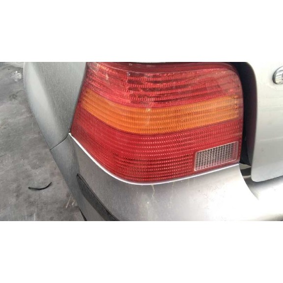 volkswagen golf iv berlina (1j1) del año 2003