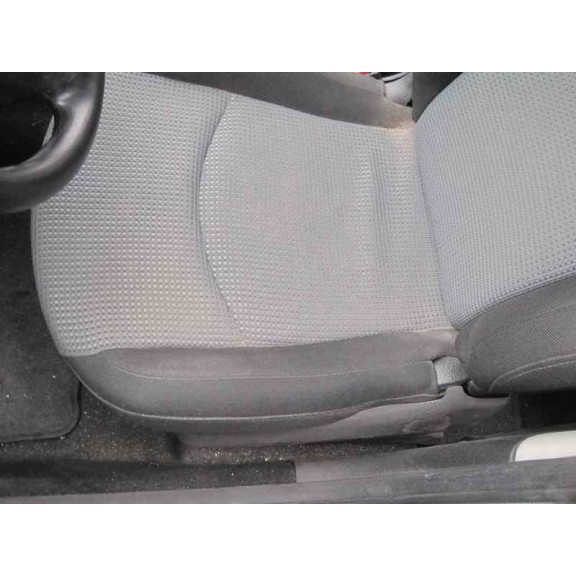 peugeot 206 berlina del año 2004