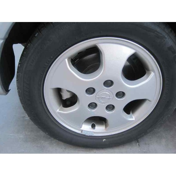 opel astra g berlina del año 2001