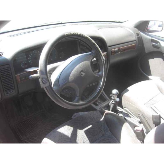 citroën xantia berlina del año 1999