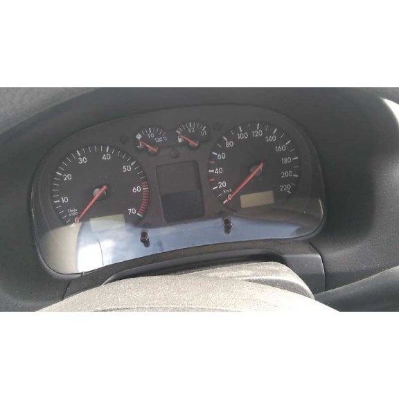 volkswagen golf iv berlina (1j1) del año 2003