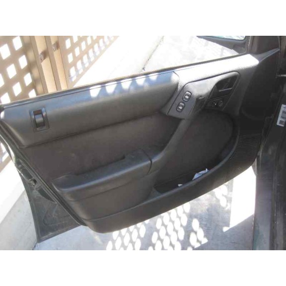 citroën xantia berlina del año 1999