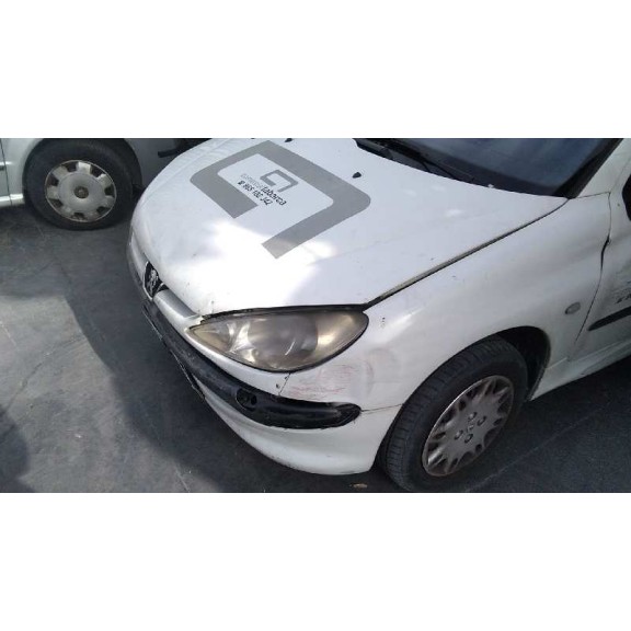 peugeot 206 berlina del año 2003