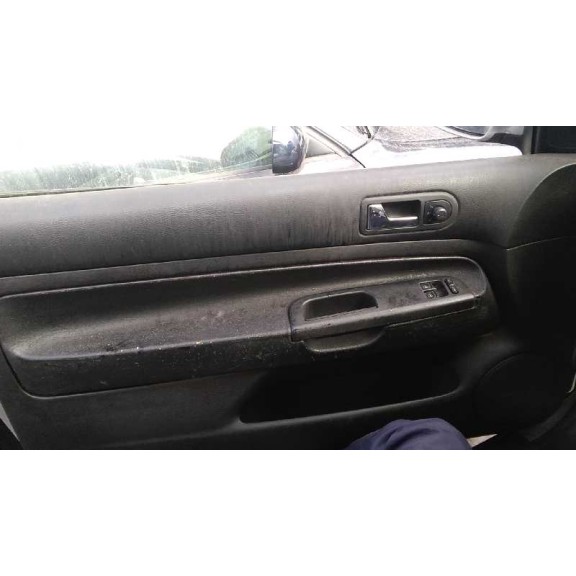 volkswagen golf iv berlina (1j1) del año 2003