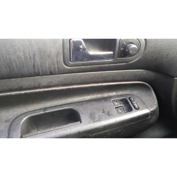 volkswagen golf iv berlina (1j1) del año 2003