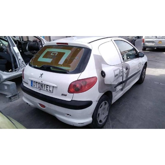 peugeot 206 berlina del año 2003
