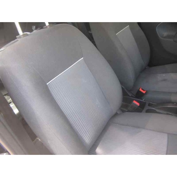 ford fiesta (cb1) del año 2010