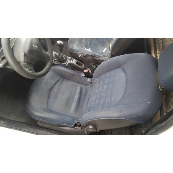 peugeot 206 berlina del año 2003