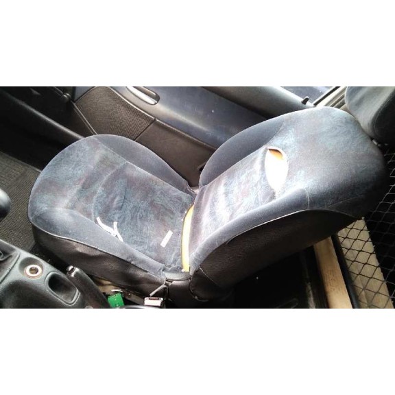 peugeot 206 berlina del año 2003