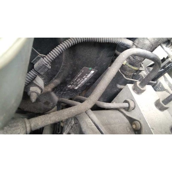 volkswagen golf iv berlina (1j1) del año 2003