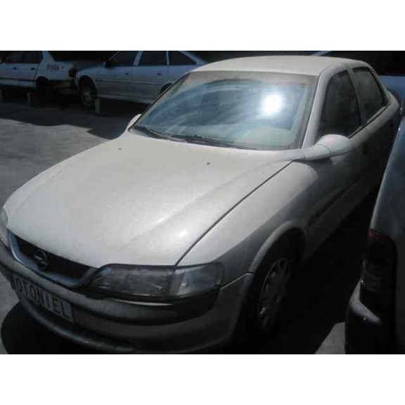 opel vectra b berlina del año 1997