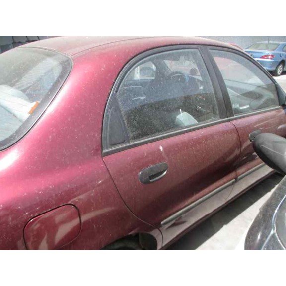 daewoo lanos del año 1999