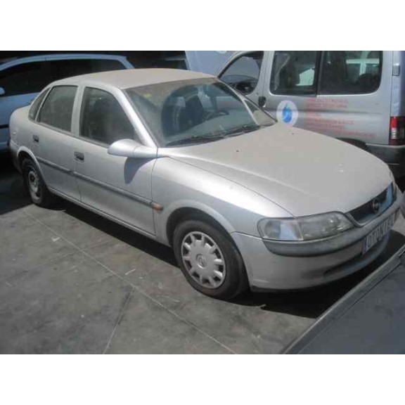 opel vectra b berlina del año 1997