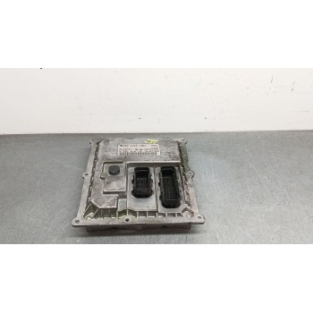 Recambio de centralita motor uce para smart coupe cdi básico referencia OEM IAM 0002749v001 0281010161 