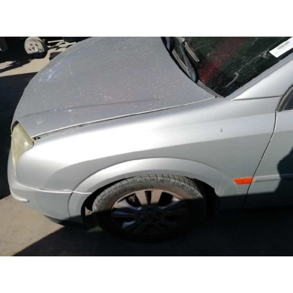 opel vectra c berlina del año 2002