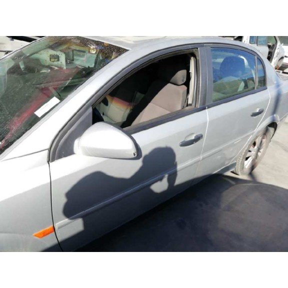 opel vectra c berlina del año 2002