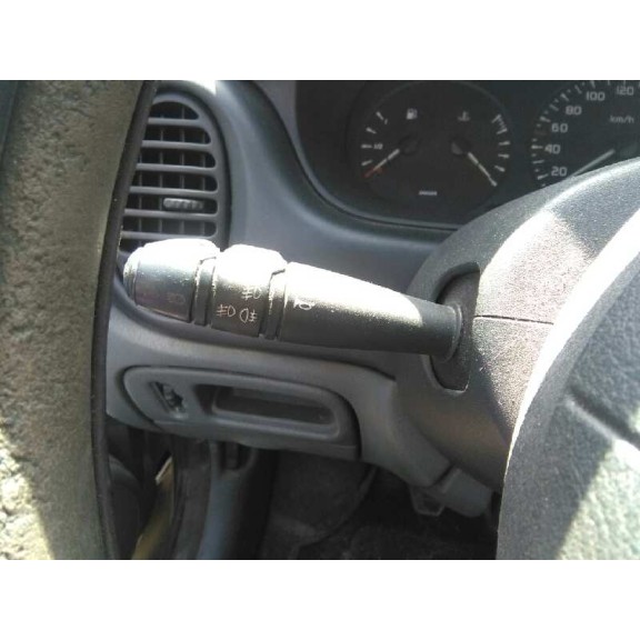 renault megane i classic (la0) del año 1998