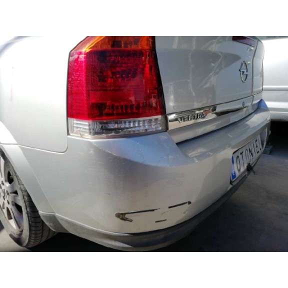 opel vectra c berlina del año 2002