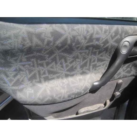 opel vectra b berlina del año 1997